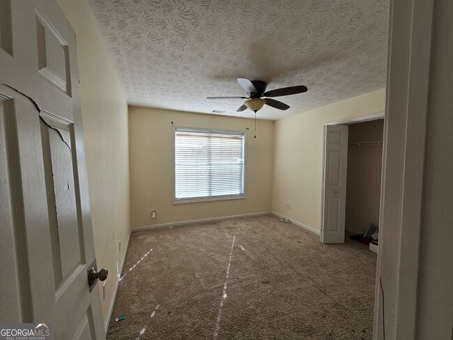 Building Photo - 108 Talon Pl