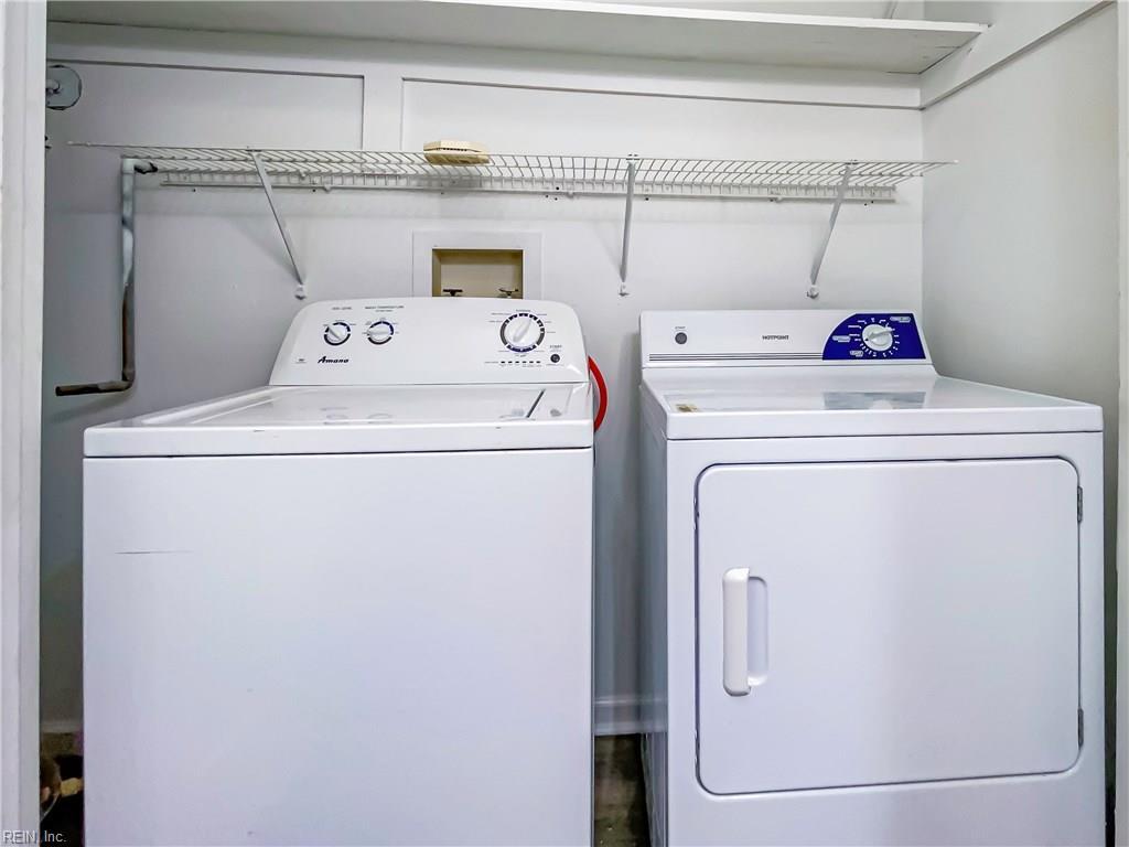 Laundry - 2407 Rennie Dr