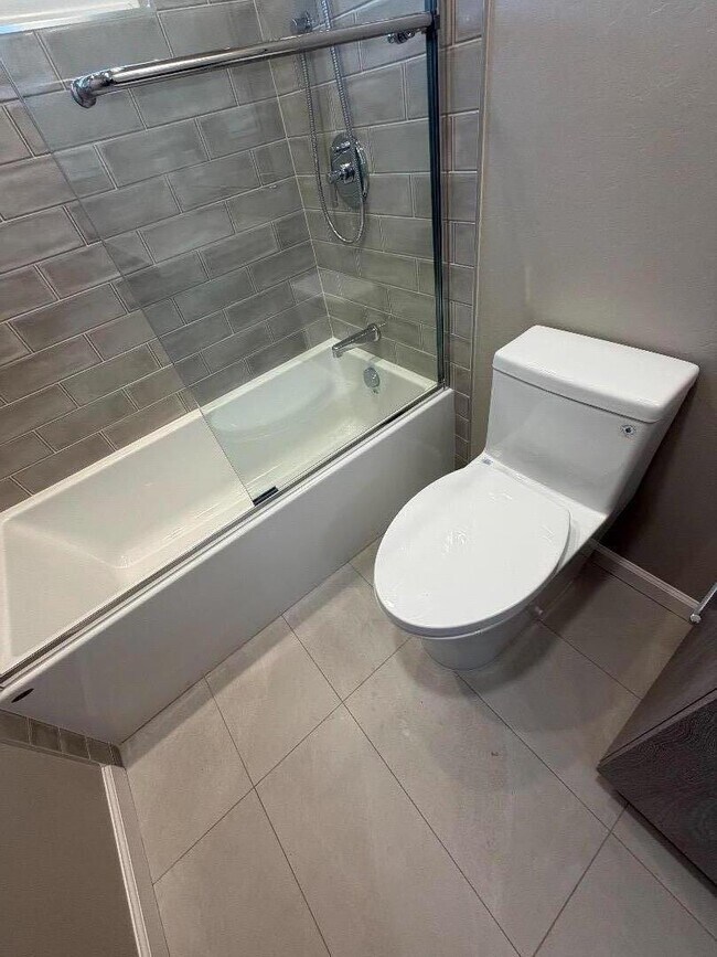 Building Photo - 1800 Terri Way