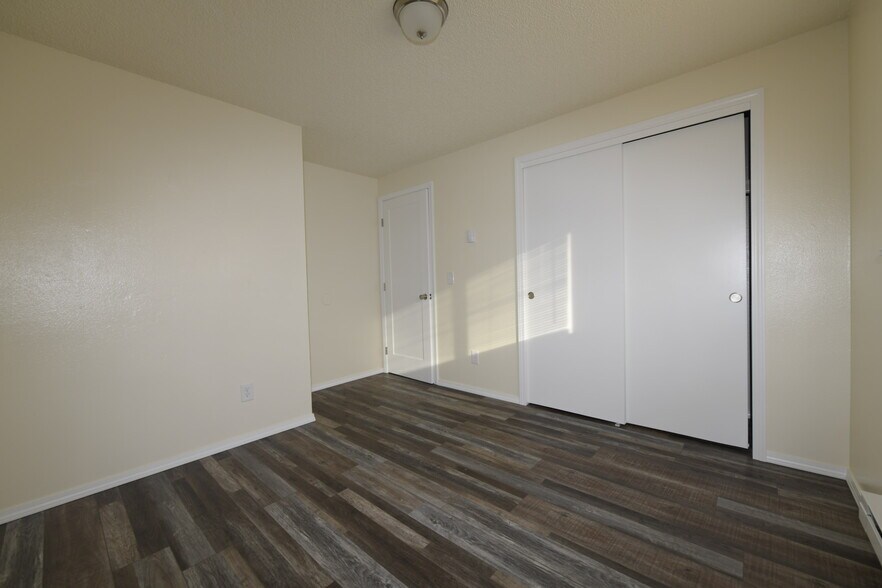 Second bedroom - 4768 State St