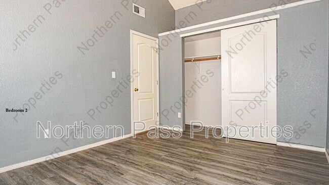 Building Photo - 12107 Valley Quail Dr