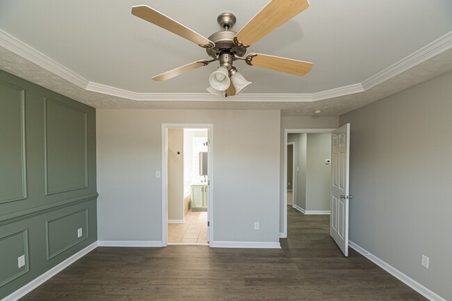 Building Photo - 3401 Connection Dr