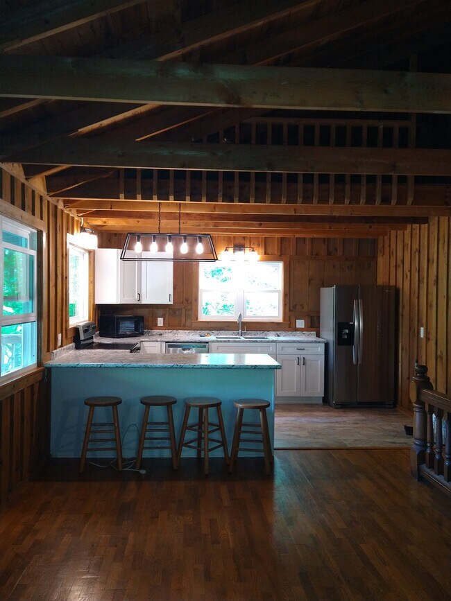 Building Photo - 295 Ozzie Cornett Dr