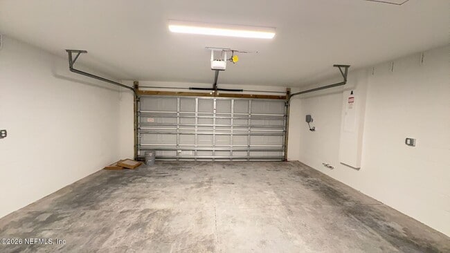 Building Photo - 4 Llobell Pl