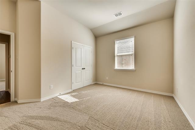 Building Photo - 916 Lake Sierra Wy