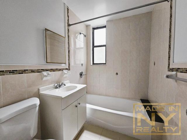 Building Photo - 1 bedroom in FLUSHING NY 11358