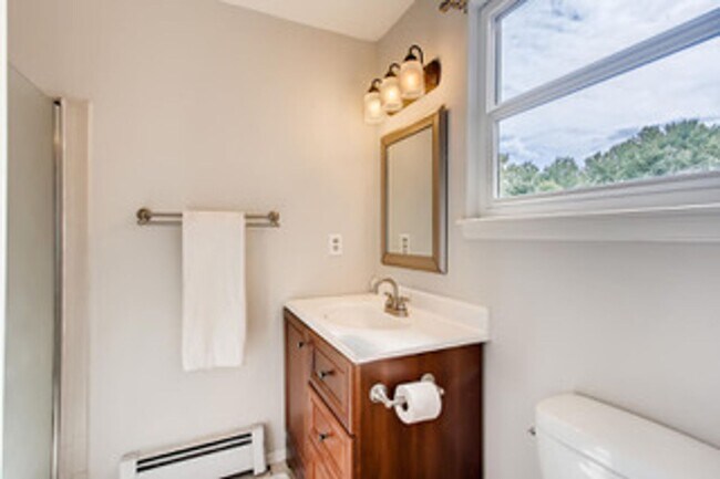 Building Photo - Beautiful 3 Bedroom Townhome in North Boulder