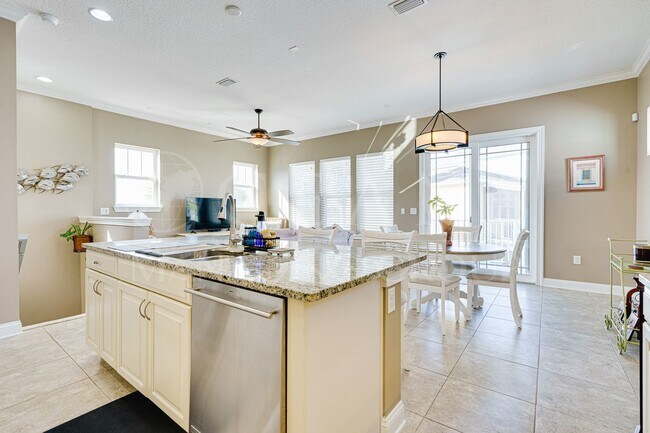 Building Photo - Welcome to Coastal Living at its Finest!