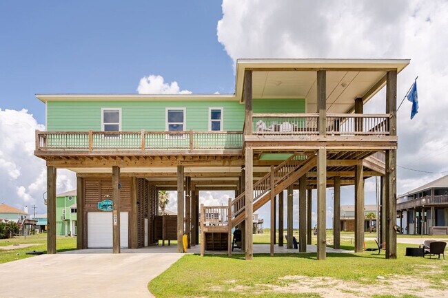 Building Photo - 804 1/2 Johnson Crawford Cir