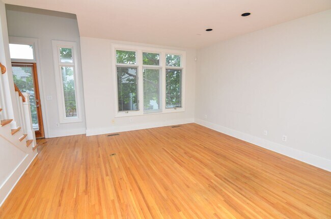 Building Photo - Portland Ave Pref Contractors