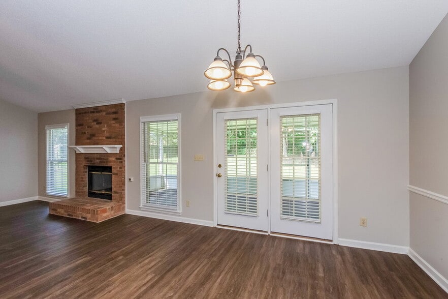 Building Photo - 10109 Fairlea Dr