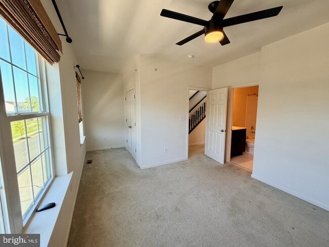 Building Photo - 3744 Green St