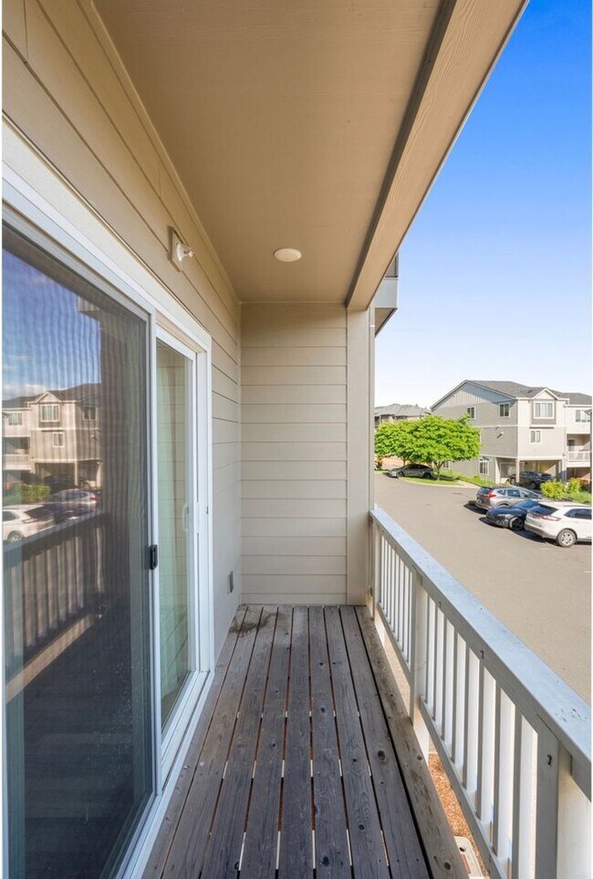 Building Photo - Beautiful North Bethany Home with 3 Bedrooms + Expansive Bonus Room, 2-Car Tandem Garage & Prime ...