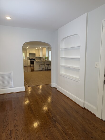 Building Photo - 41 A Smith St