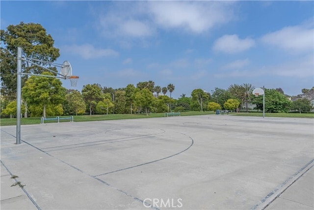 Building Photo - 18571 Amalia Ln