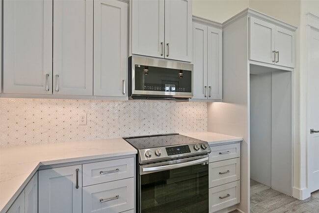 Building Photo - 25231 Sausalito Dr