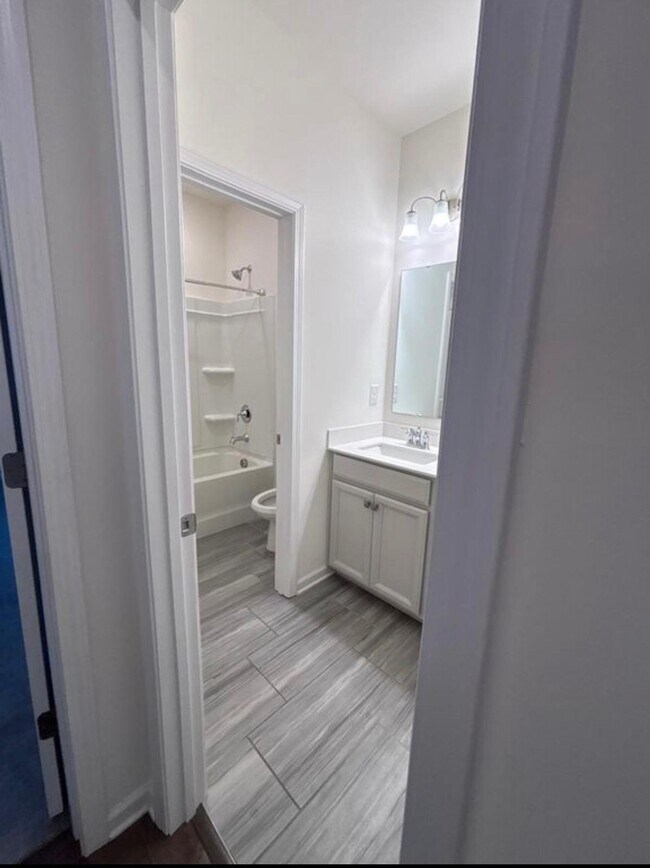 Building Photo - 4124 Poplin Grove Dr