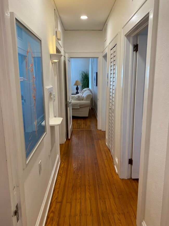 Building Photo - 1320 Terrace St