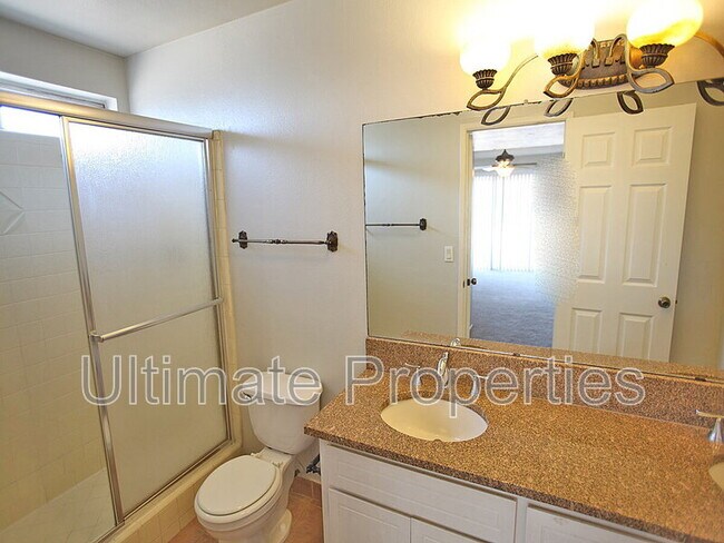 Building Photo - 8445 N 47th Dr