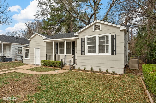 Building Photo - 154 E Wyandotte St