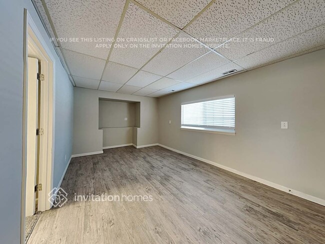 Building Photo - 1875 Leoti Dr