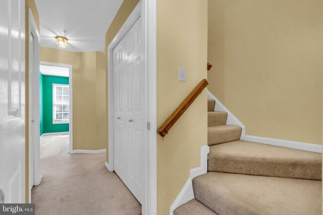 Building Photo - 9354 Sombersby Ct