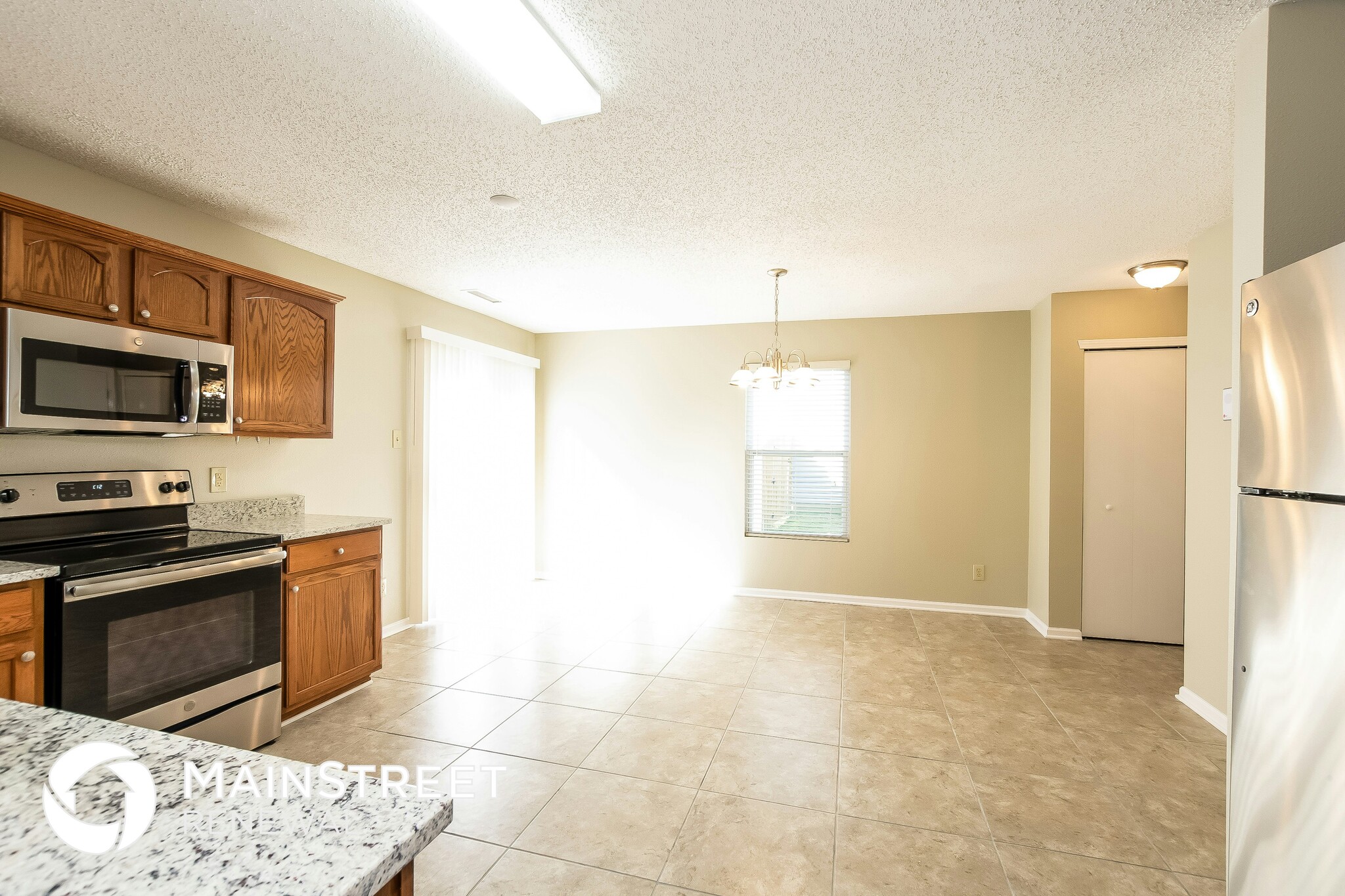 Building Photo - 14223 Hartwell Farm Dr