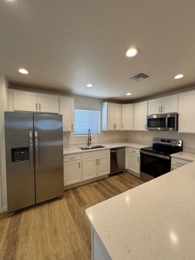 Primary Photo - 2445 S Clovis Place-
