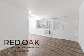 Building Photo - 1117 Laurel Ave