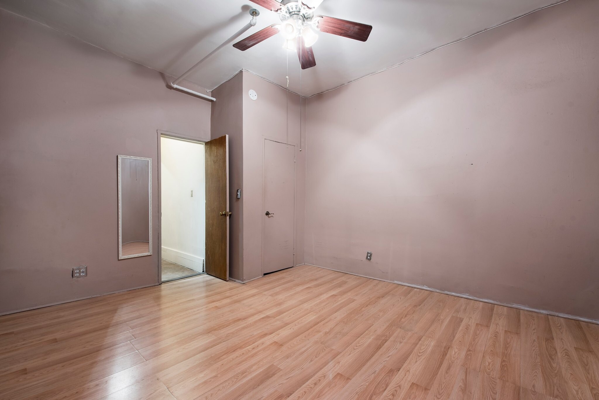 Building Photo - 607 W 138th St