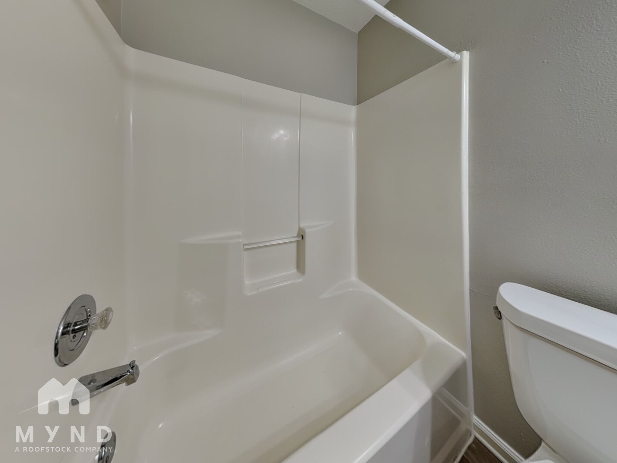 Building Photo - 19806 Azalea Valley Dr