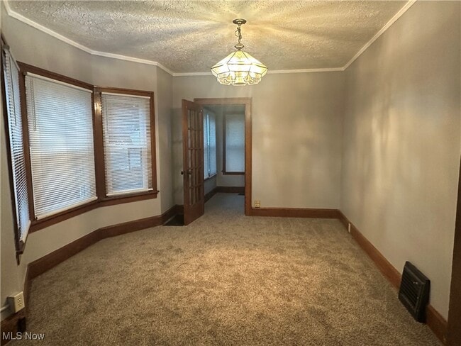 Building Photo - 1103 Estelle Ct SE