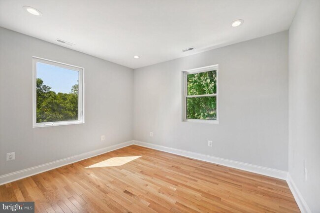 Building Photo - 2430 Harris Mill Rd