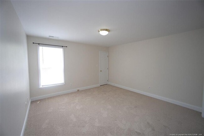 Building Photo - 9506 Dellbrook Ct