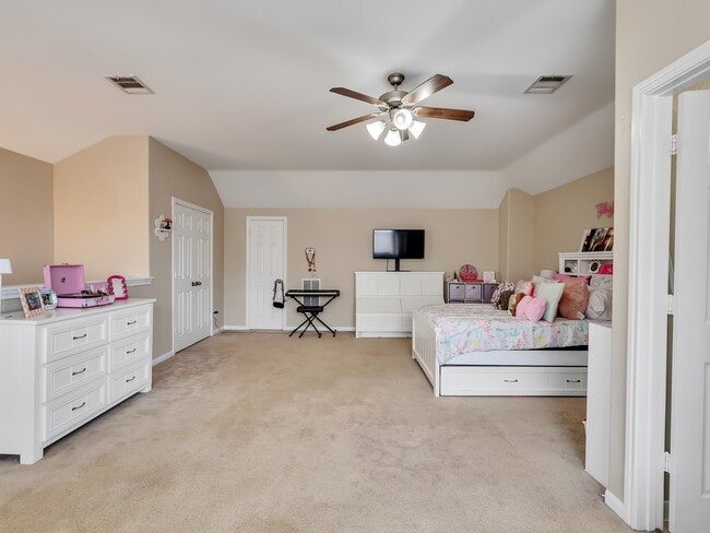 Building Photo - 9015 Springcroft Ct