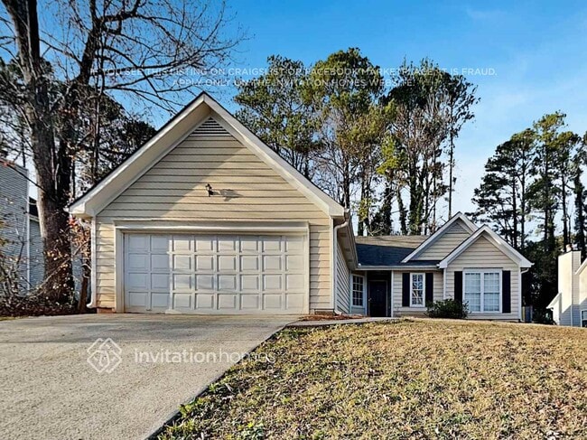 Building Photo - 2825 Maple Vista Ln SW