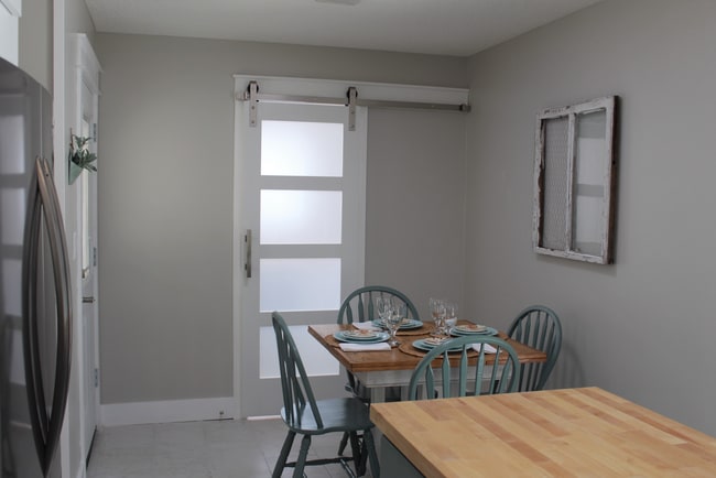 Primary Photo - Charming Renovated Brick Home in Fort Walt...
