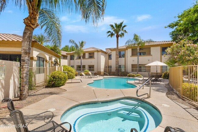 Building Photo - 2550 E River Rd