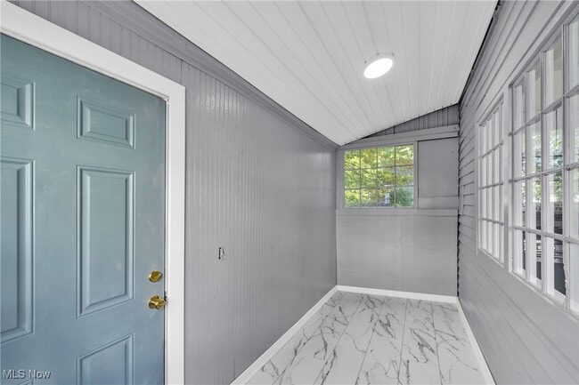 Building Photo - 2002 Valentine Ave