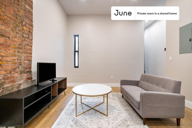 Building Photo - Room in Shared 6 bed/6.5 bath home