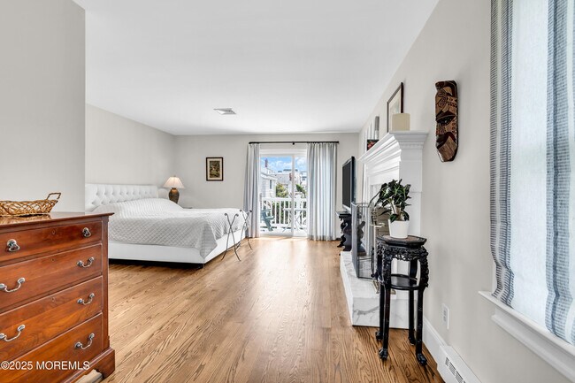 Building Photo - 1612 Ocean Ave