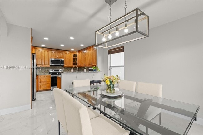 Building Photo - 15025 SW 141st Terrace