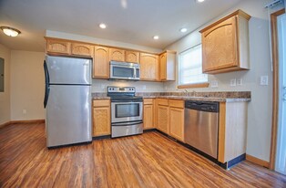 Building Photo - The Ridge at Cross Lanes