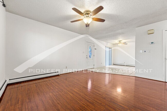 Building Photo - 6975 Mariposa St