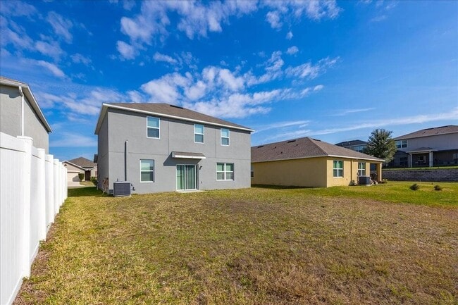 Building Photo - 16224 Yelloweyed Dr