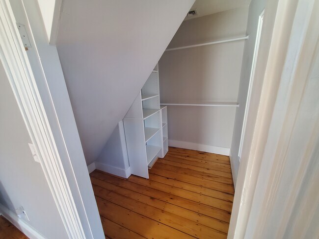 Building Photo - 95 Harvard St