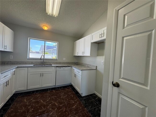 Building Photo - 8813 Parliament Ct