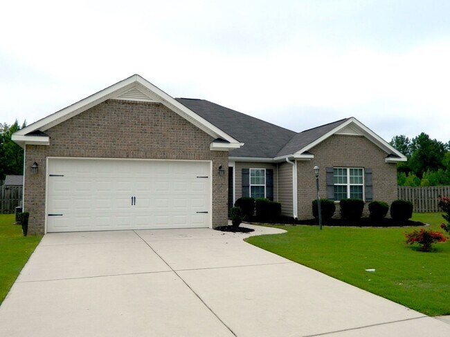 Building Photo - 498 Sebastian Dr