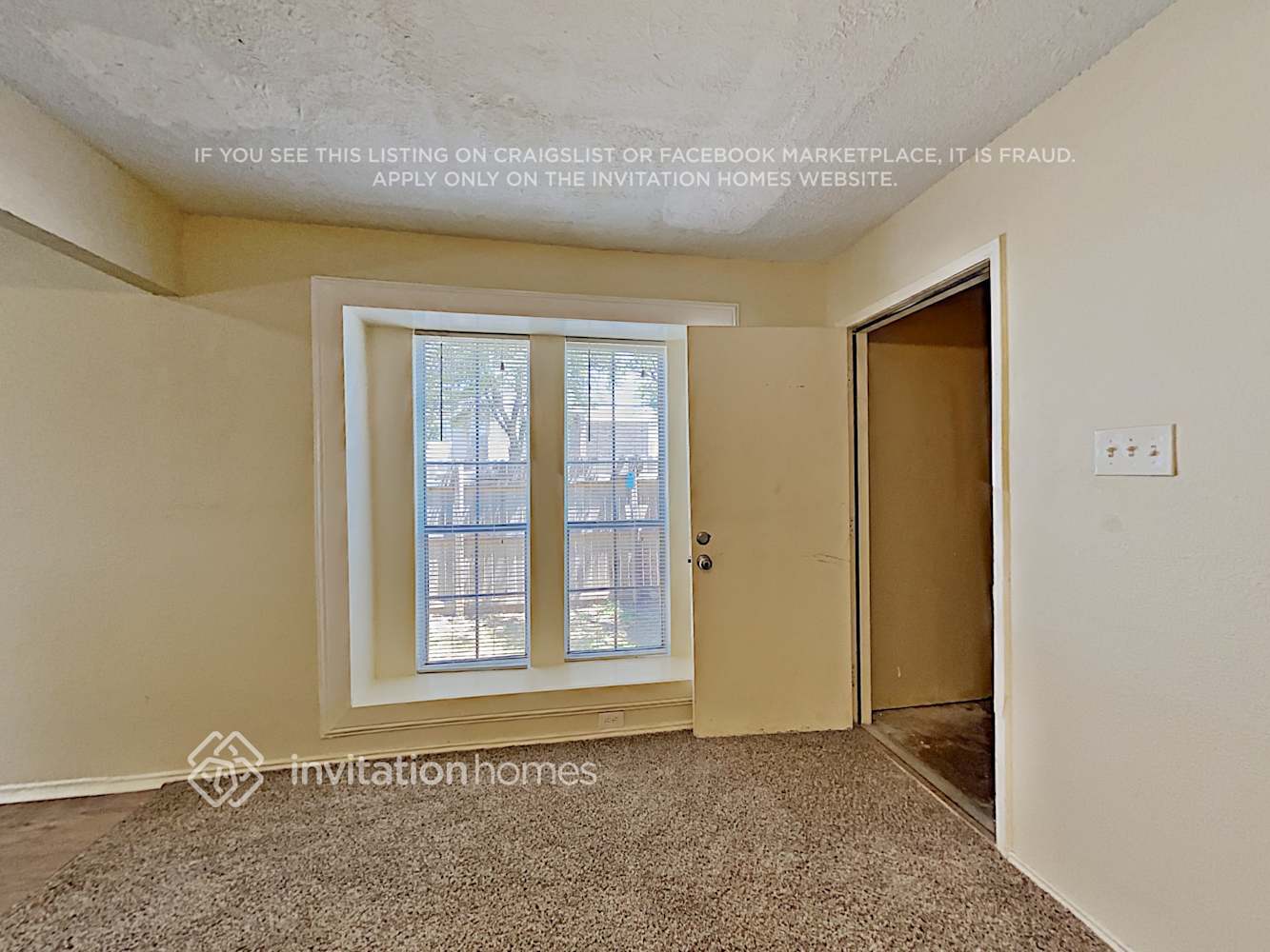 Building Photo - 5201 Waltham Ct