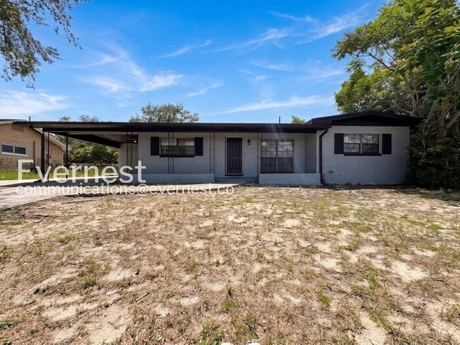 Building Photo - 2112 Wolf Rd